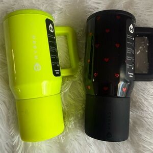 Hydrojug 20 oz traveler glow and queen of hearts
